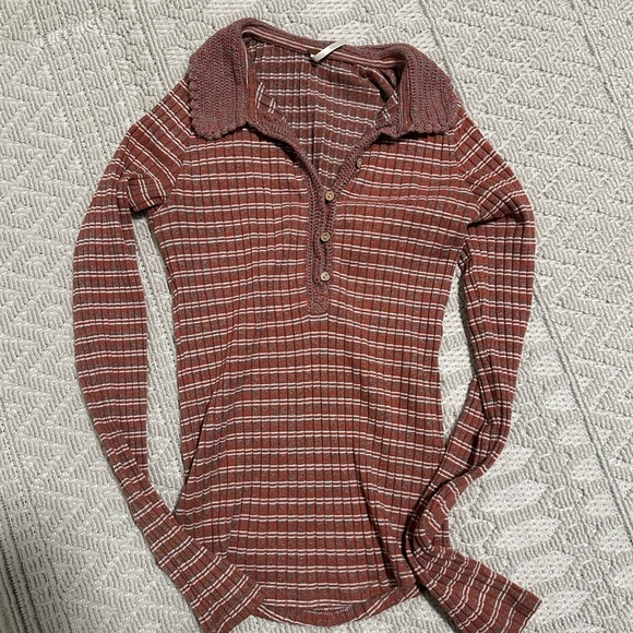Free People Delilah Checker Polo knit henley in rust stripe - Picture 3 of 6